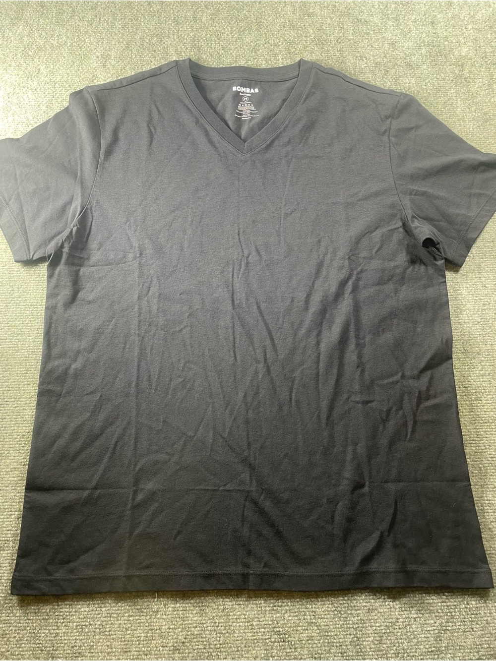 Bombas Men's V-Neck Tee in Black